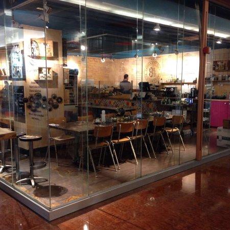 8 1/2 Caffe & Bottega